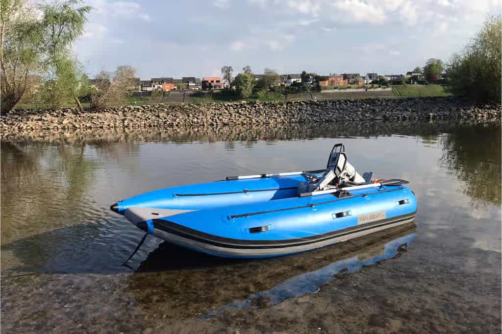 Contenu de la livraison du TAKACAT T240L BIJD9 