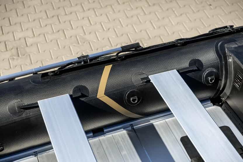 Material des  TIDEON RIB 12