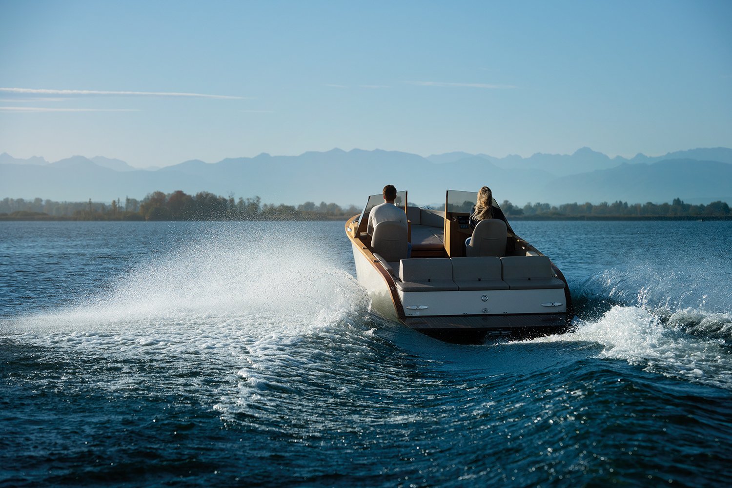 Aquamot Bootsmotoren | Beratung, Preise und Einbau