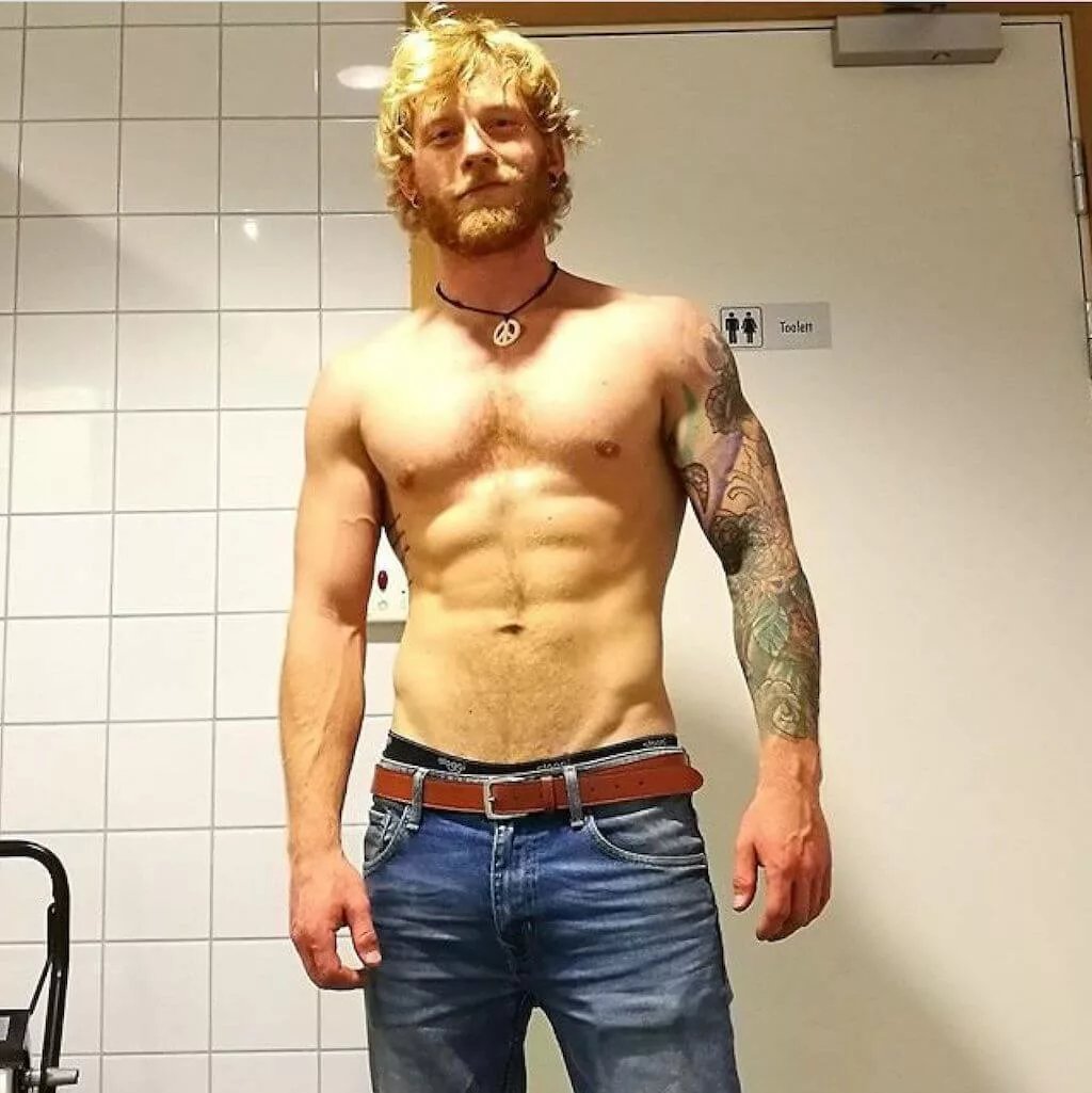 Interview With Vic The Vegan: YouTube’s Hottest Ginger Plant-Lover