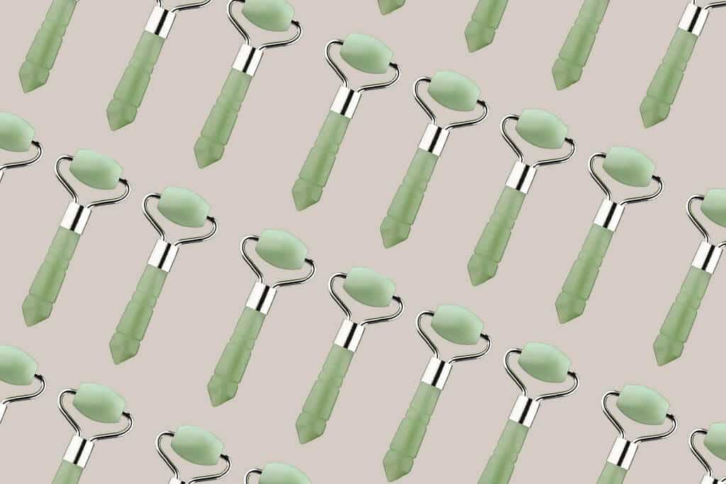 What is a jade roller?