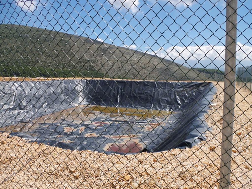 Punime për izolimin e nëntokës nga derdhjet aksidentale të hidrokarbureve