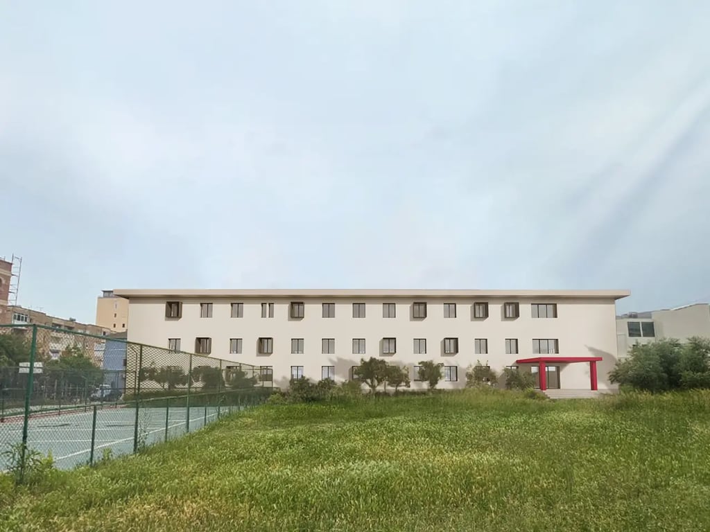 Render i hyrjes kryesore dhe ambienteve të hapura sportive të kampusit në Vlorë