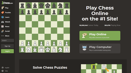 Chess.com homepage interface showing online chess board and menus