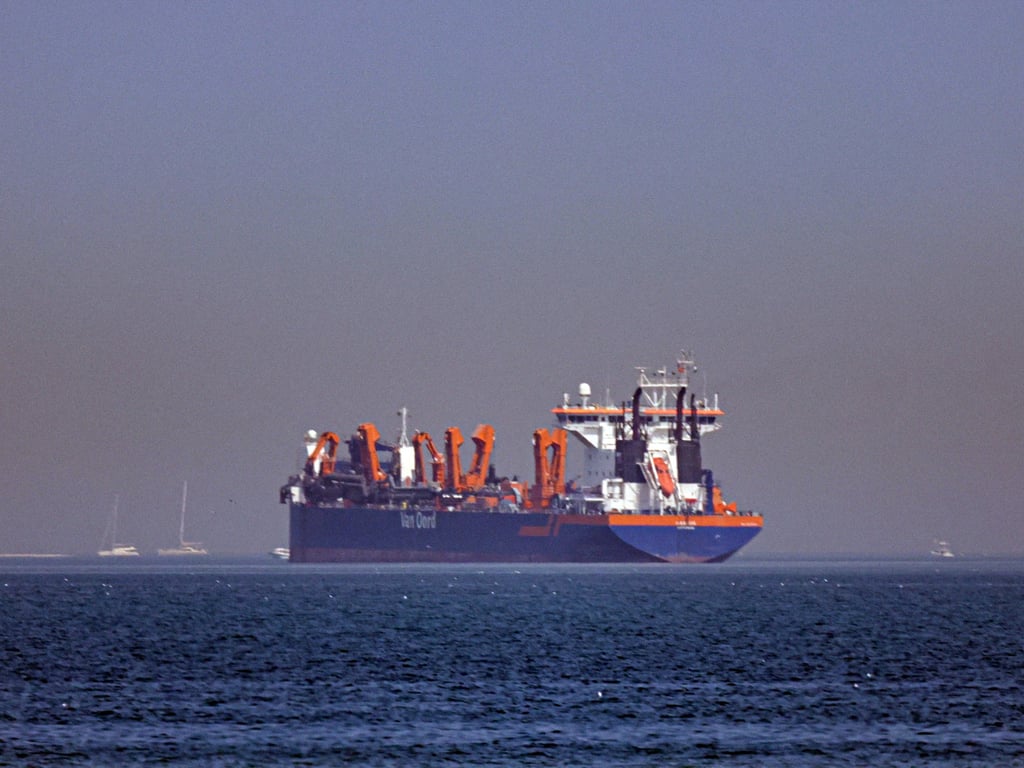 Hormuz Strait crisis spiking oil prices