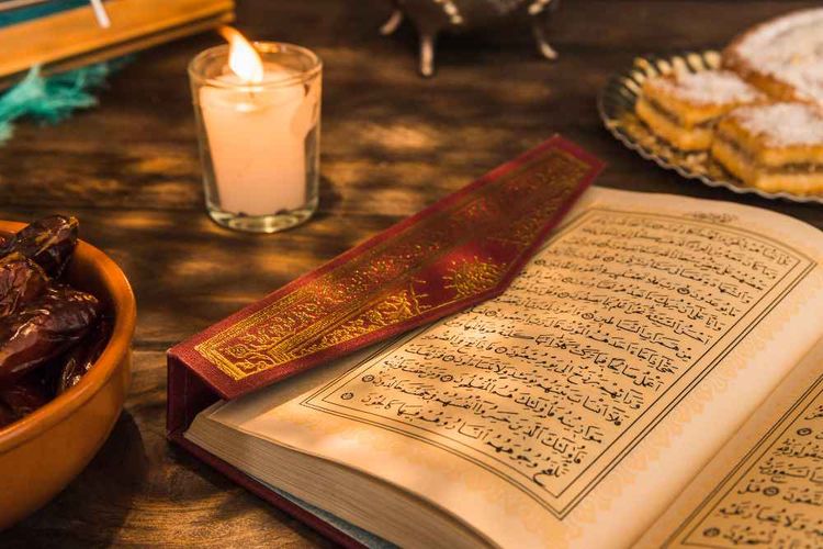 دۇنيا ۋە ئاخىرەت ھاياتى ئۈچۈن ئىخلاس سۈرىسىنىڭ 8 ئەھمىيىتى