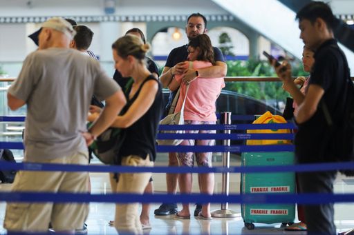 Perjalanan Udara Global Terganggu Akibat Penutupan Ruang Udara di Timur Tengah