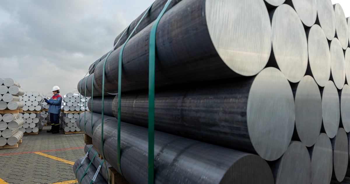 EGA nyatakan keadaan darurat (force majeure) untuk 'produk tertentu' pasca pabrik Taweelah diserang