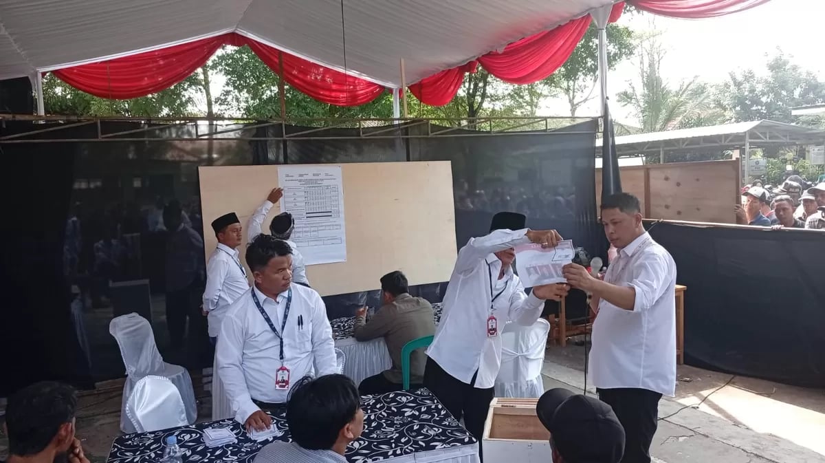 Cikarageman Village Head Appreciates BPD Filling, Process Runs Safe and Conducive