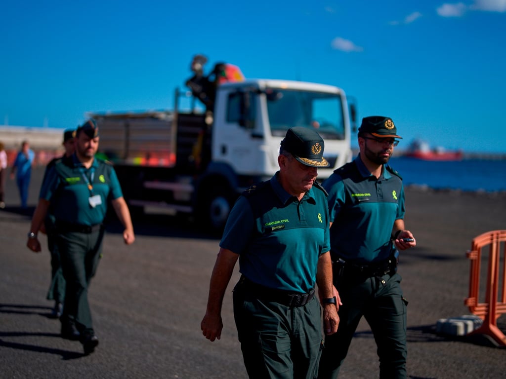 Cruise ship outbreak raises concerns in Canary Islands