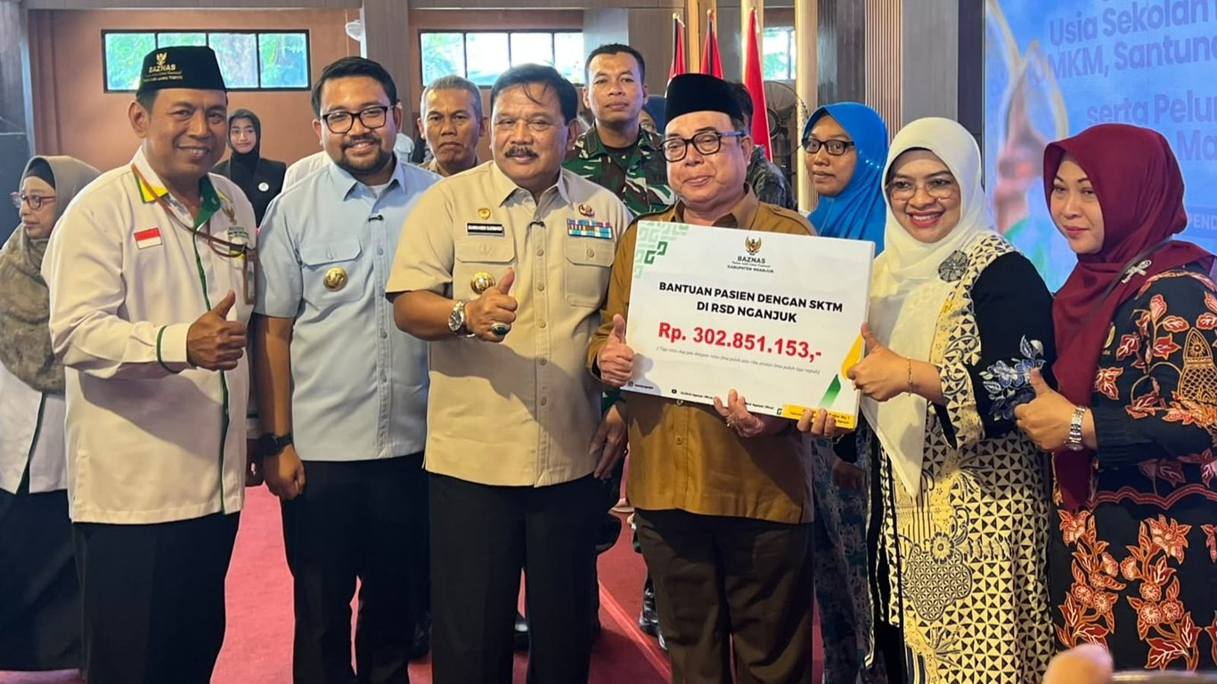 Baznas Nganjuk Ngabagikeun Santunan jeung Modal UMKM dina Momen Muharam