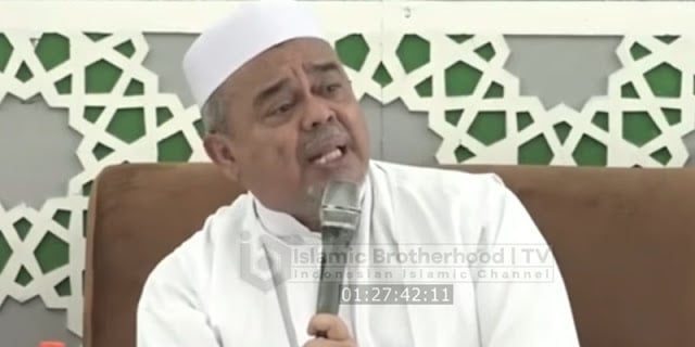 حبيب رزق شهاب يؤكد أن جبهة المدافعين عن الإسلام تظل نشطة في نضالها من أجل العدالة خلال حوار مع الطلاب
