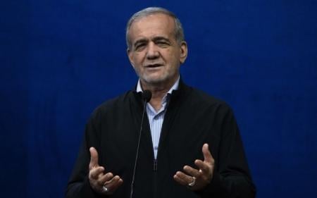 رئیس‌جمهور پزشکیان تاکید کرد ایران در برابر فشار آمریکا تسلیم نخواهد شد