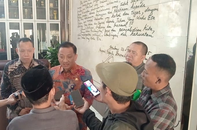 Laamu Jombang Ƴeewtiiƴi Kala Karsugol E ɓe Tuugaa Ko Muktamar NU Waɗetee