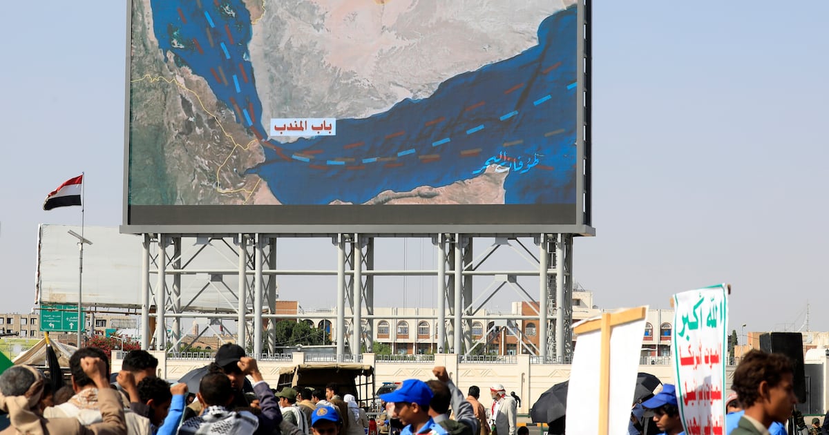 Глобальные морские перевозки под угрозой: Иран рассматривает возможность блокировки второго ключевого пролива