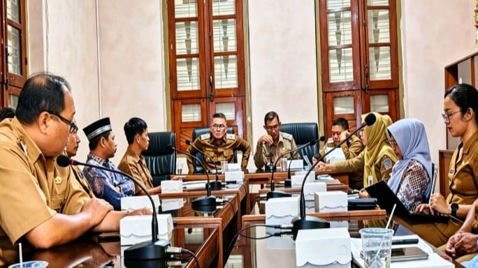 حكومة نجانجوك تشدد شروط المنح لأماكن العبادة والمدارس الإسلامية من أجل إدارة شفافة