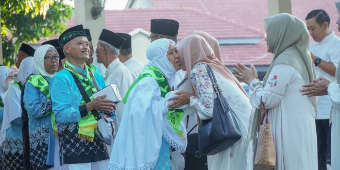 Jemaah Haji Lamongan Bertambah Signifikan, Lima Kloter Telah Diberangkatkan