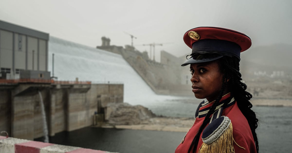 تحركات مصر الاستراتيجية في أفريقيا بشأن النزاع المائي