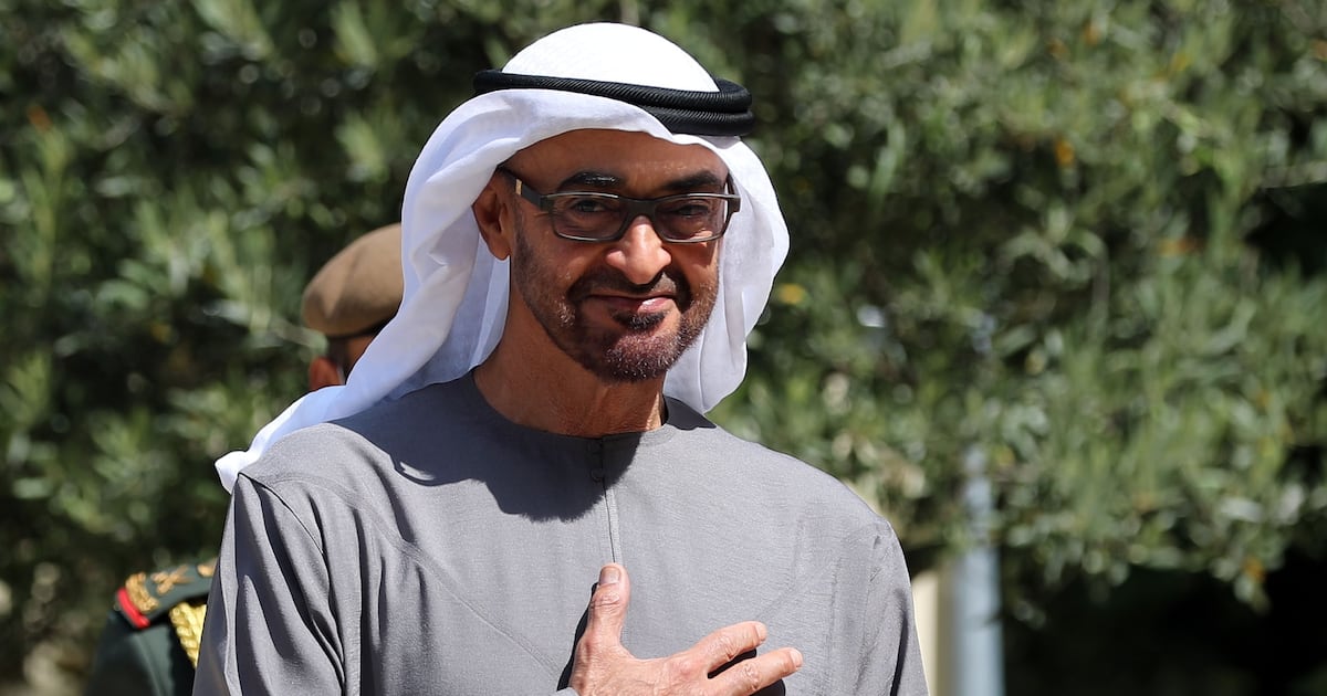 قادة الإمارات يعبرون عن ثقتهم في التغلب على التحديات الإقليمية خلال عيد الفطر