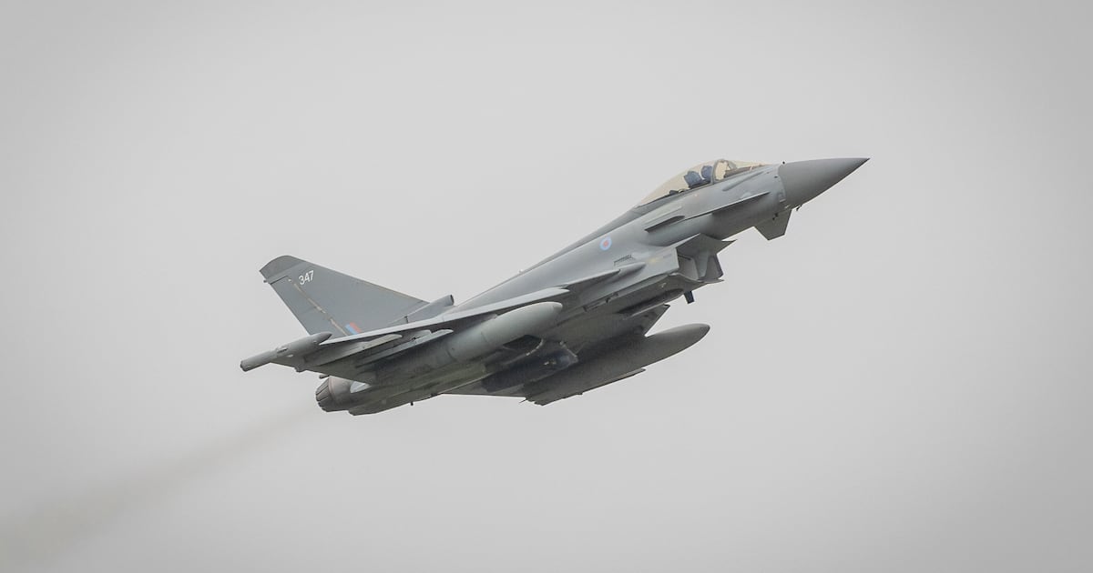 Wawasan dari Menteri Falconer tentang Kesiapan Militer Inggris di Teluk