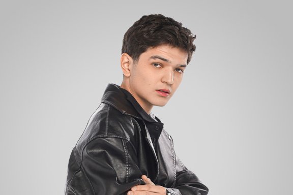 Assalamu'alaikum - pendapat penyanyi Akmal tentang dukungan Rusia