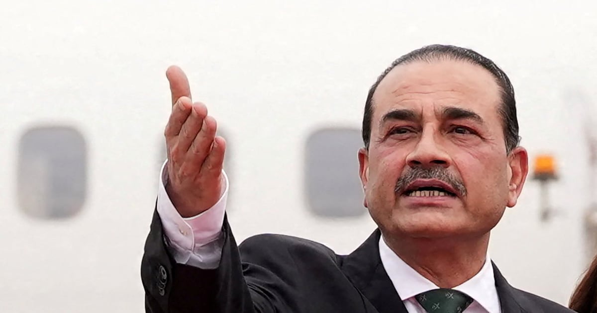 അമേരിക്ക-ഇറാൻ ബുദ്ധിമുട്ടുകളിൽ മധ്യസ്ഥതയ്ക്കുള്ള പാകിസ്താന്റെ പങ്ക്