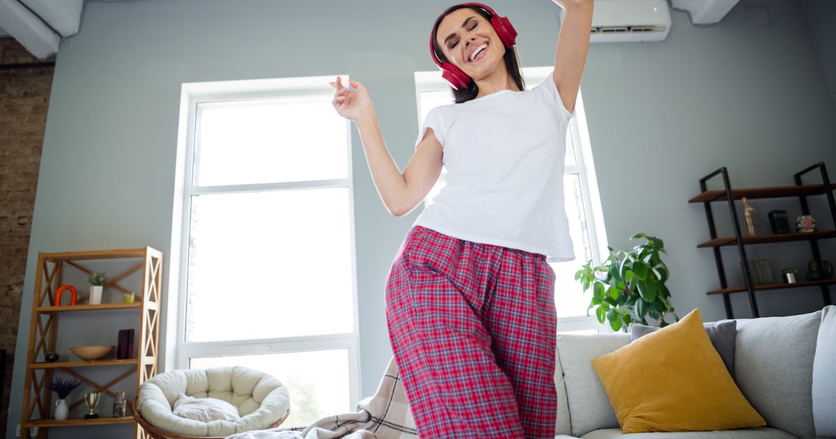 10 quick mood boosters backed by science