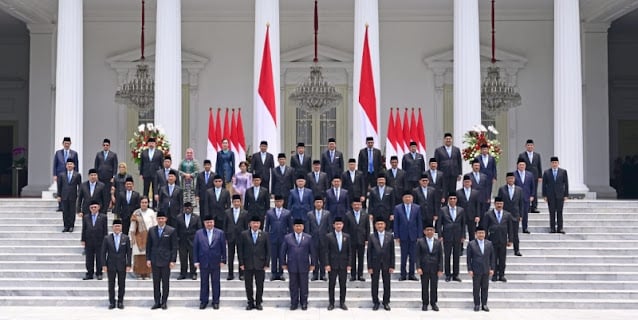 Analysts Suggest Cabinet Reshuffle for Consolidation of Prabowo's Government