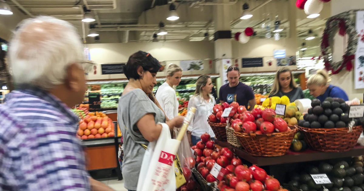 Supermarket di UAE sesuaikan rute pasokan agar rak tetap terisi
