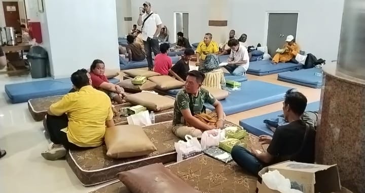 Data Terbaru Basarnas, 234 Orang Dievakuasi dari KMP Mutiara Sentosa 2: 5 Meninggal, 229 Selamat