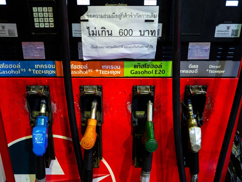 Oil Prices Surge as Hopes for U.S.-Iran Talks Fade