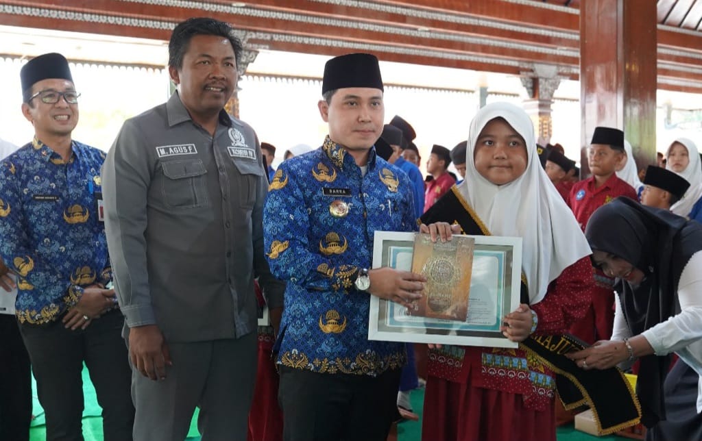 650 Pelajar Ikuti Wisuda Gemajuza dan Tahfidz, Bupati Mojokerto Dorong Pengamalan Nilai Al Quran
