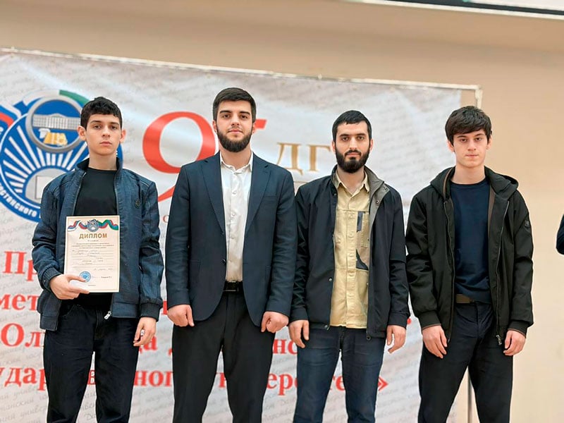 تلاميذ مدرسة "وطن" يحتلون مراكز متقدمة في أولمبياد اللغة العربية