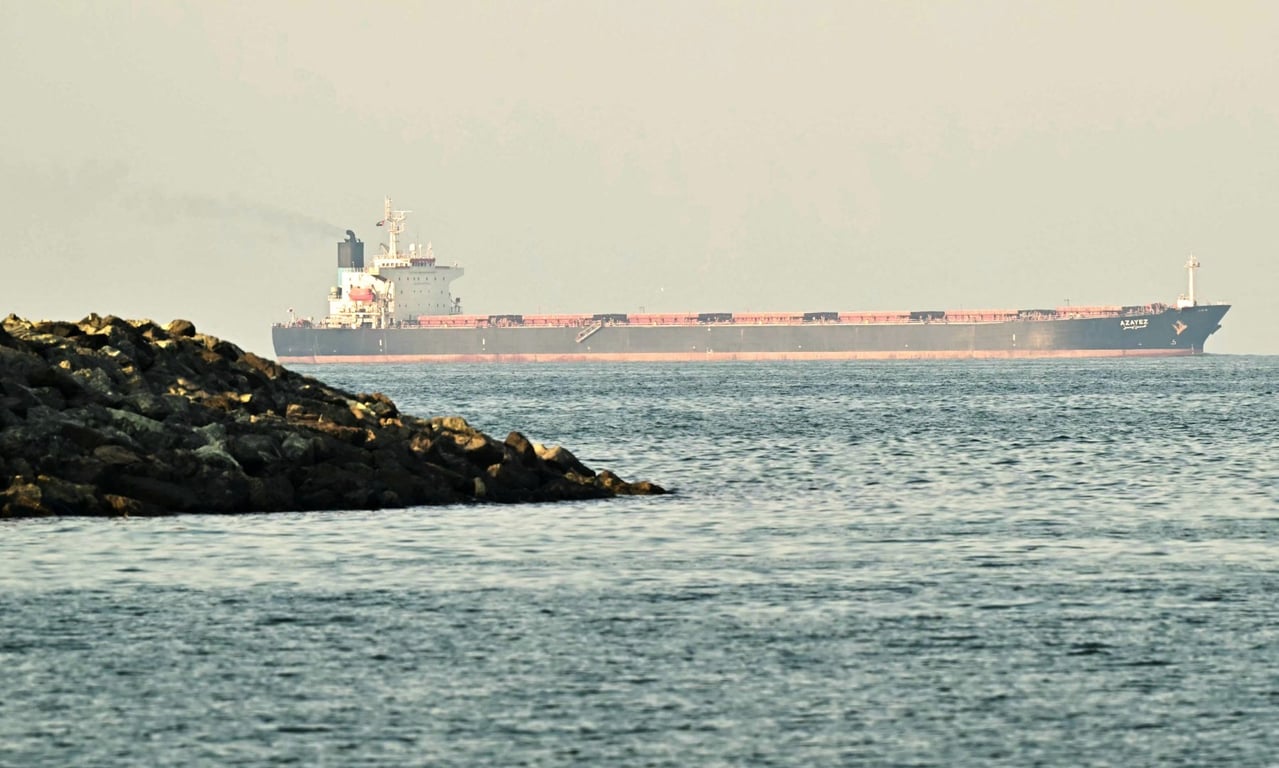 Pembukaan kembali Selat Hormuz tak akan cepat akhiri kekacauan rantai pasokan