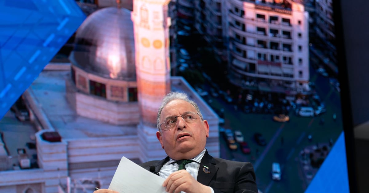 Suriya terrorizm ro‘yxatidan chiqarilishi AQSh investitsiyalarini ochish uchun umid qilmoqda