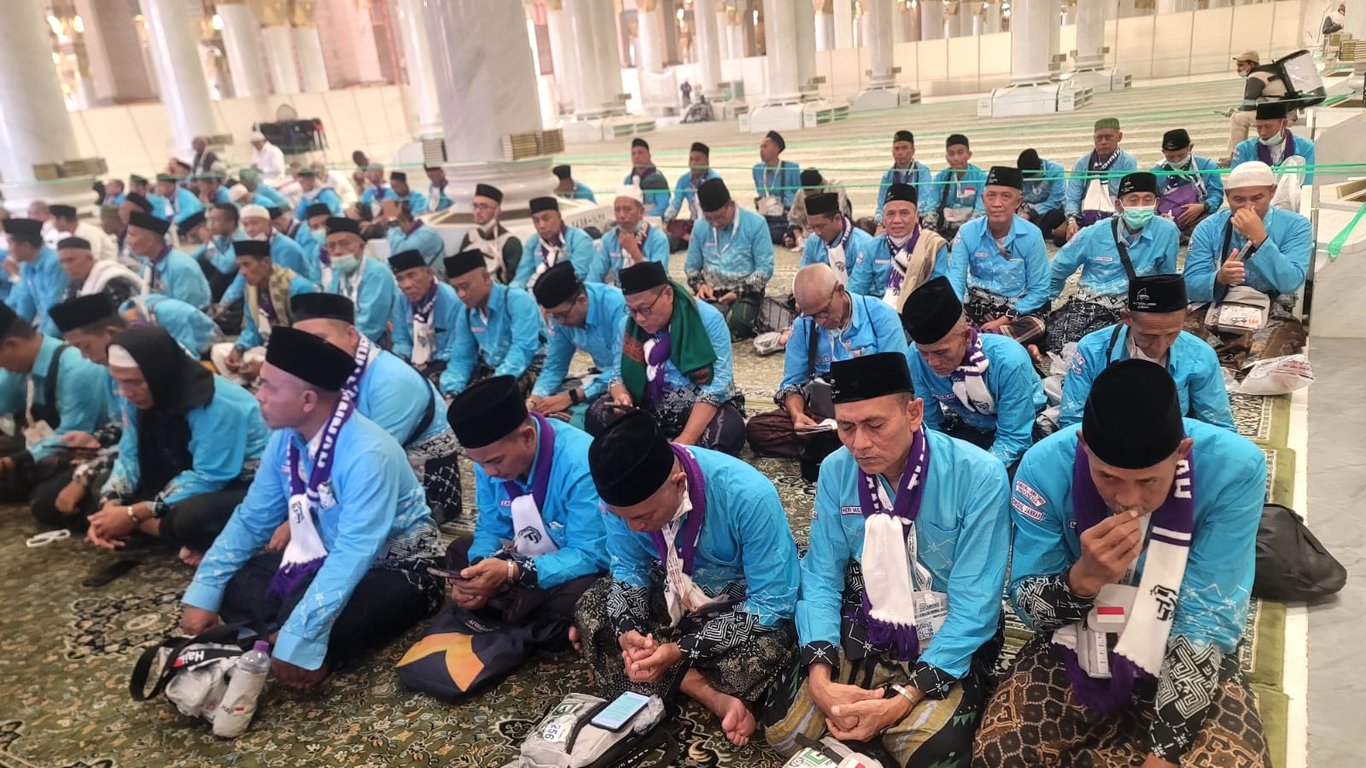 Barcha Jombang Haj Ziyoratchilari Madinada Yetib Keldi, Holatlari Sog' va Kuzatilmoqda