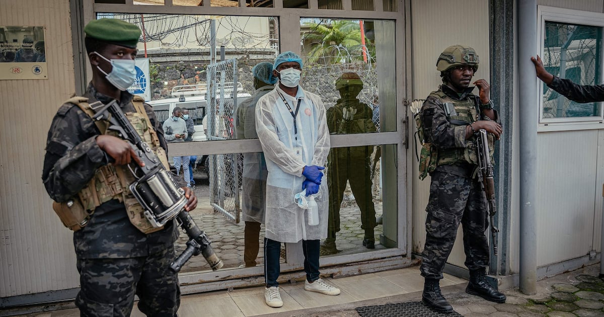 UAE monitoring Ebola as Bahrain and Jordan ban visitors from central African states