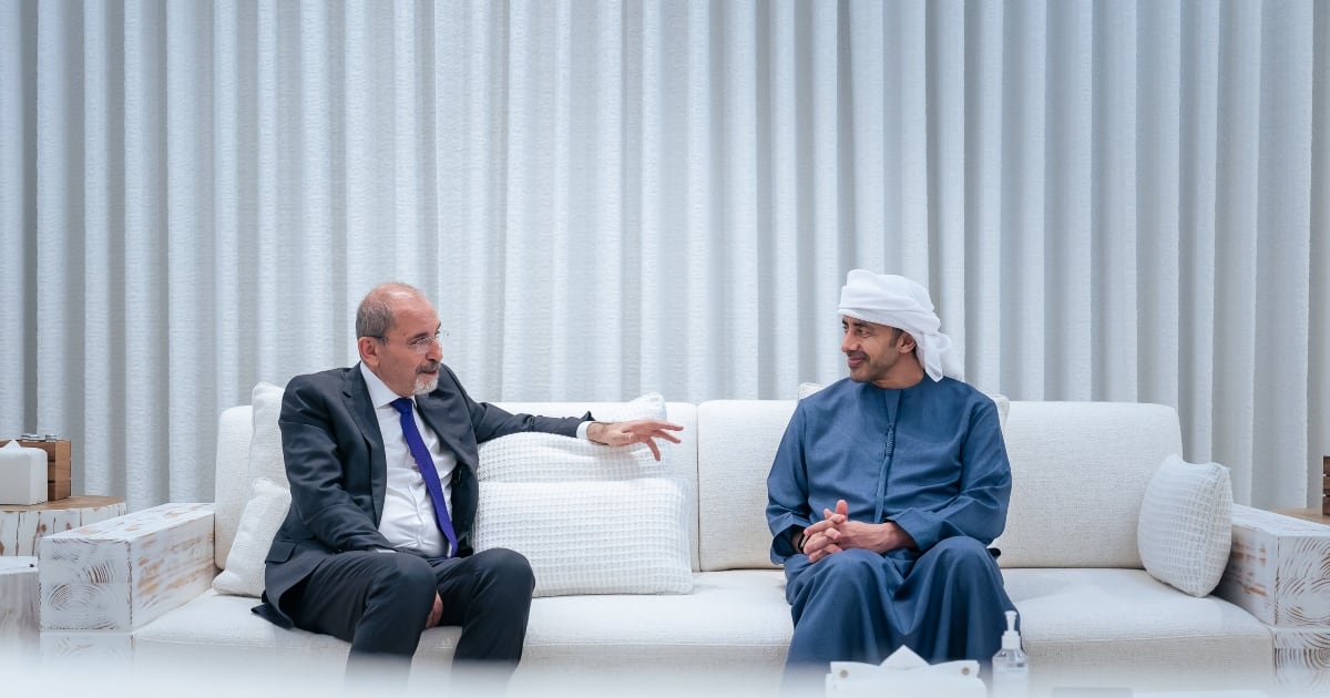 Sheikh Abdullah bin Zayed and Jordan's Foreign Minister hold talks on Iran war