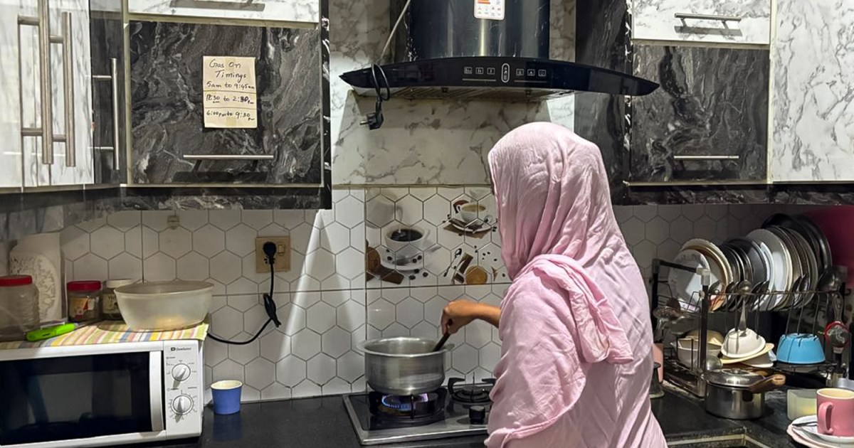 أزمة الطاقة الباكستانية تصل إلى البيوت