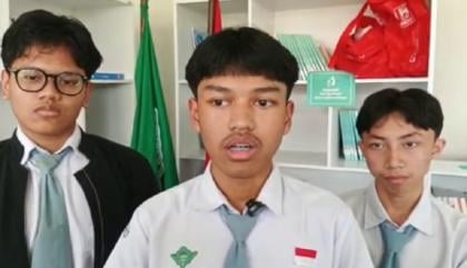 Three Al Irsyad Purwokerto High School Students Accepted into World's Top Universities
