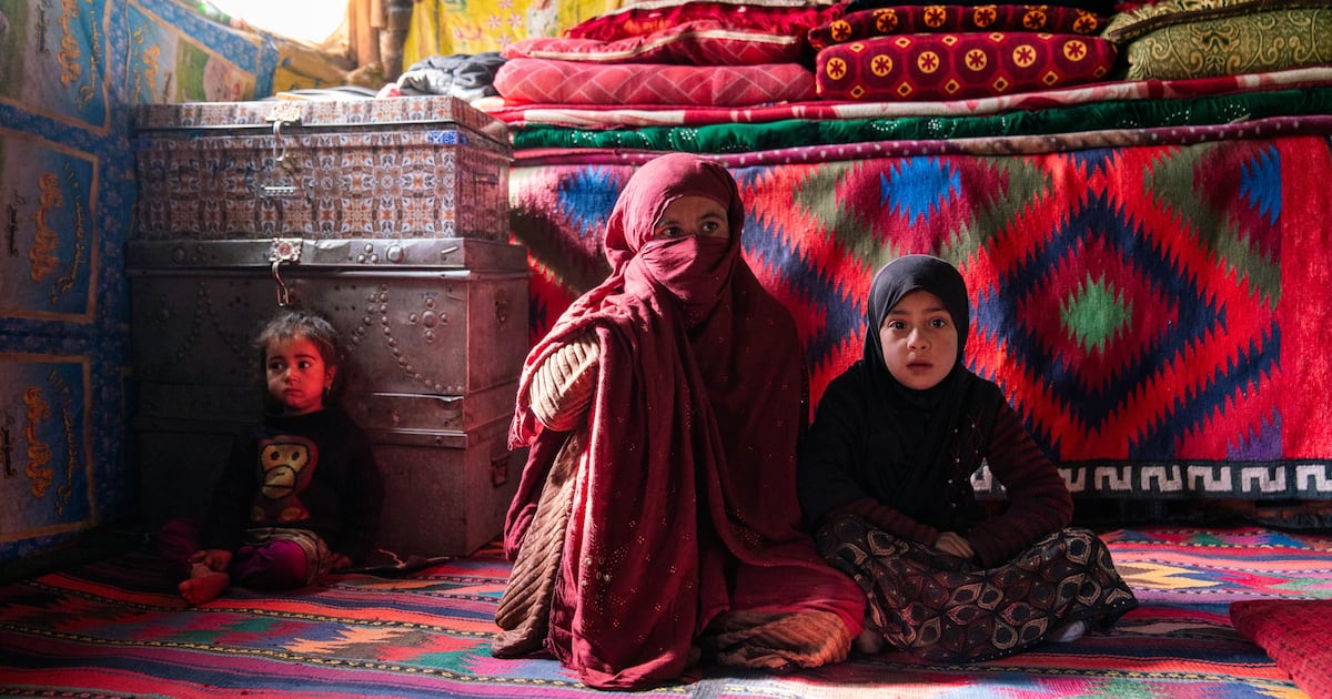 UN: Nañondirɗe Ɓanngite Heɓtugo Ngam Ɓernde Muñal Refugie ɓen Ɓurata