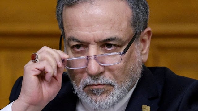 அமெரிக்க அச்சுறுத்தல்களுக்கு எதிரான பதிலடியை ஈரான் தயார் செய்கிறது, 'தீய நோக்கங்களின் அறிகுறி' என்று குறிப்பிடுகிறது