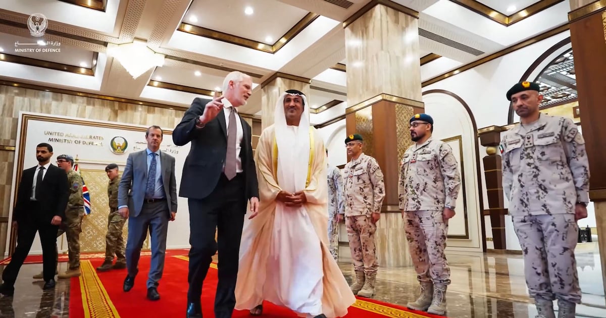 مسؤول بريطاني يشيد بحماية الإمارات خلال الهجوم الإيراني.