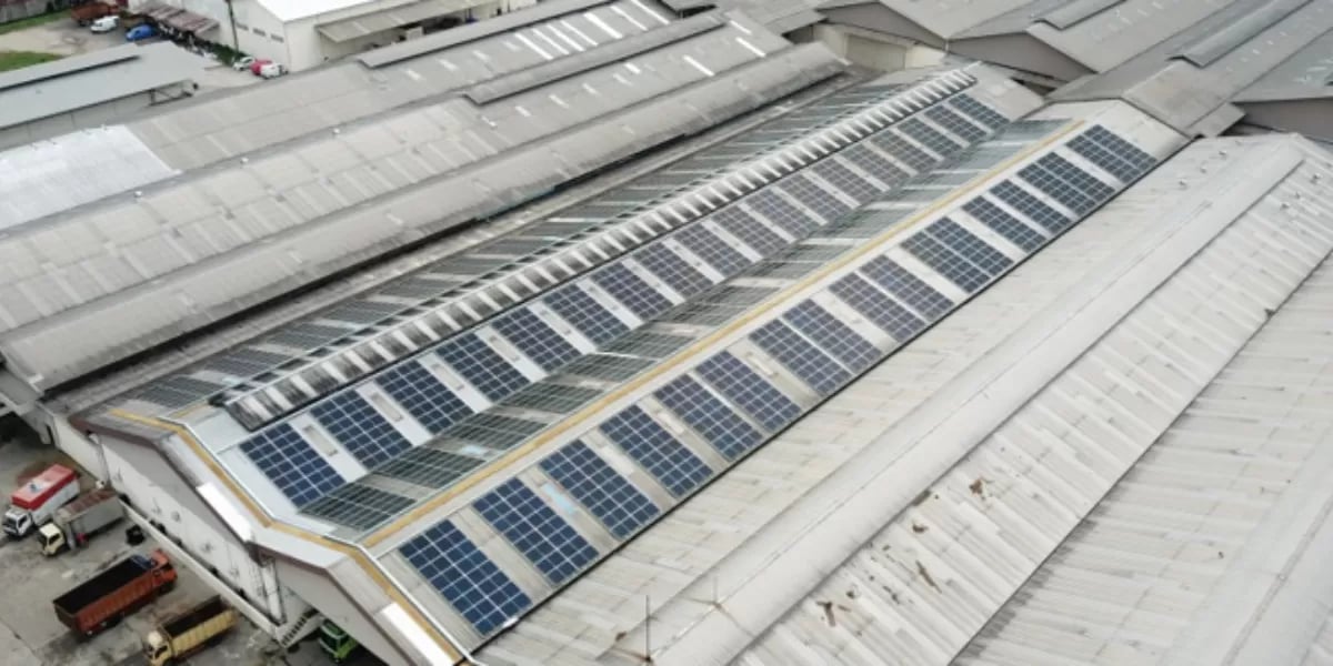 PLN Industrial Electricity Rates Remain Stable Until 2026 & Cost-Saving Strategy Through Rooftop Solar PV