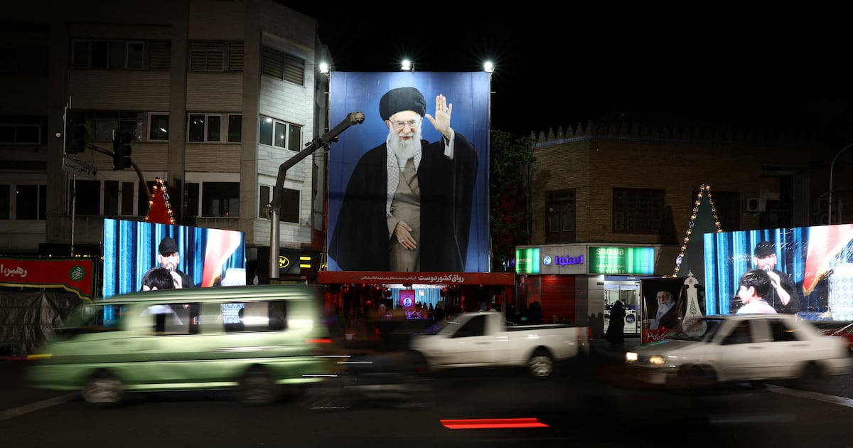 Iran reviewing US 14-point peace plan amid ongoing conflict