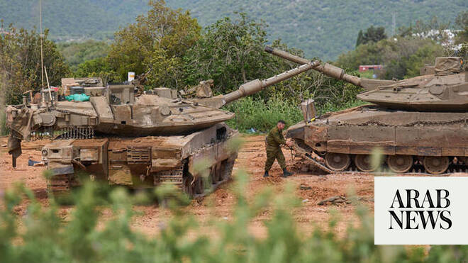 الجيش الإسرائيلي يحذر قرية جنوب لبنان من الإخلاء الفوري.