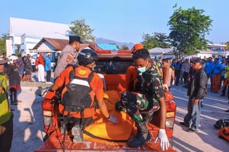 M7,7 NTT Zəlzələsi Yeniləməsi: 72 Ölü, 900 Yaralı