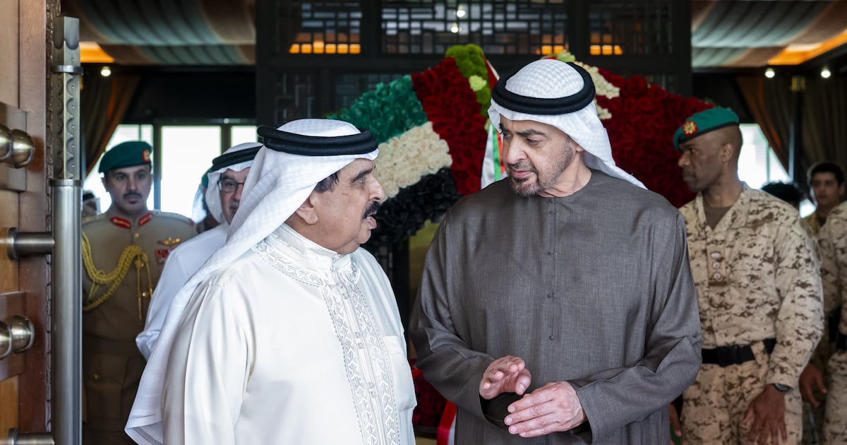 Prezident Shayx Muhammad Eron urushi masalasida Bahrayn qiroli bilan suhbatlashdi