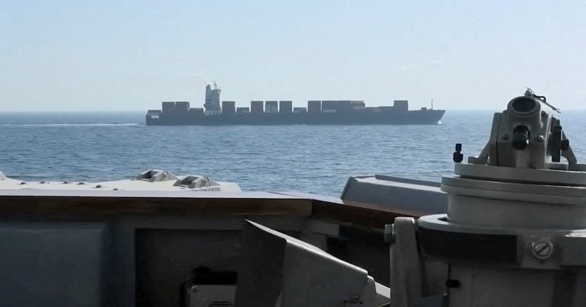 توترات الخليج والتحديثات الإقليمية