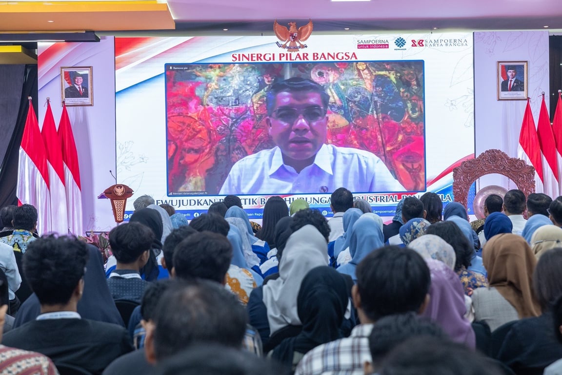 Manpower Minister Praises Transformative Industrial Relations at PT HM Sampoerna in Accelerating Vocational Competence